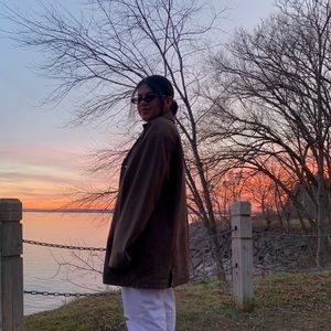 Meet your Posher, Camisha